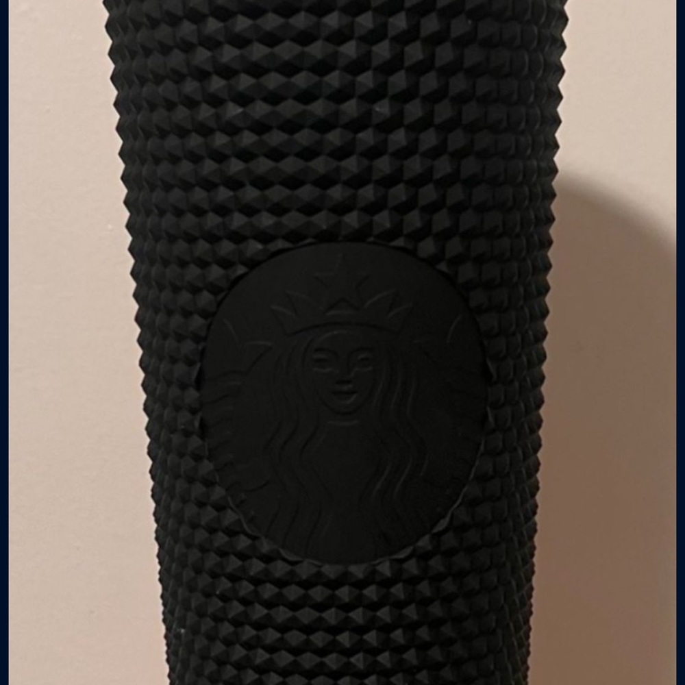 Starbucks cups - Picture 5 of 7